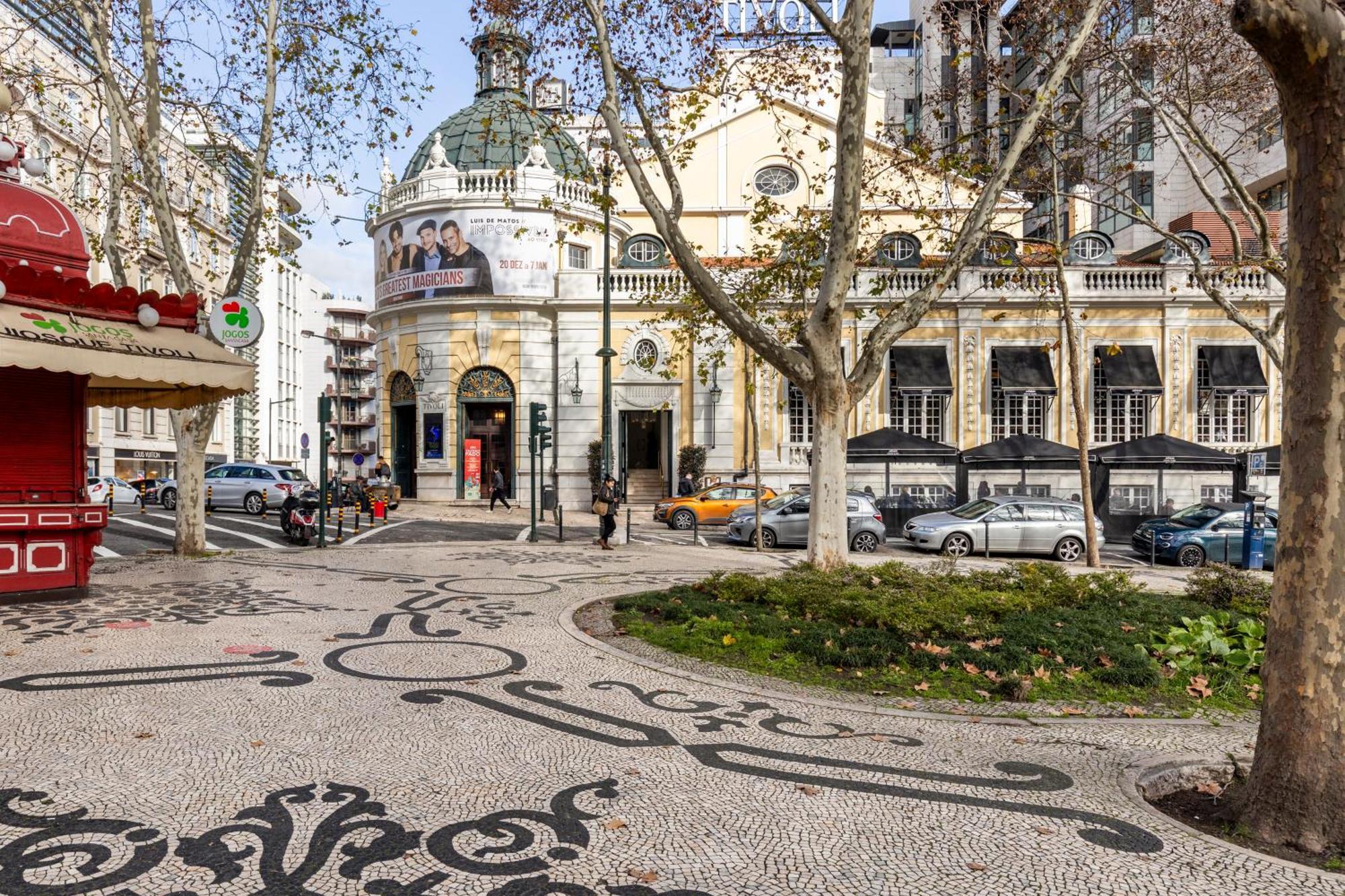 Avenida Da Liberdade Area, Bright And Newly Renovated 2 Bedroom Apartment, Lisbon Historical Center Exterior photo